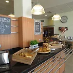 法鲁阿尔加维宜必思酒店 2* 法鲁区