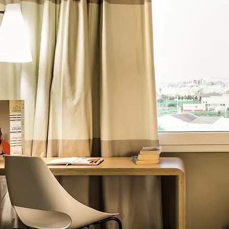 Ibis Algarve 2* 파로