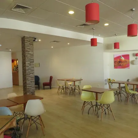 Ibis Algarve 2*