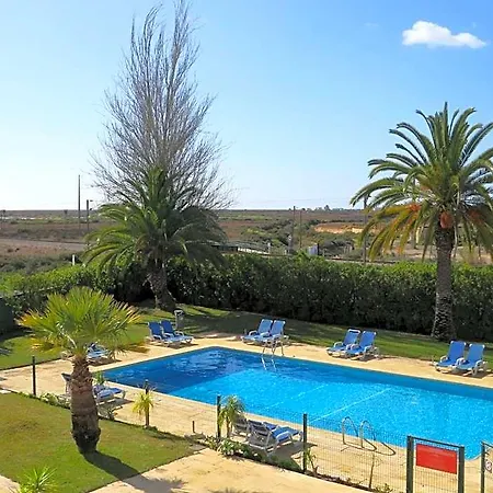 Hotel Ibis Algarve 2*