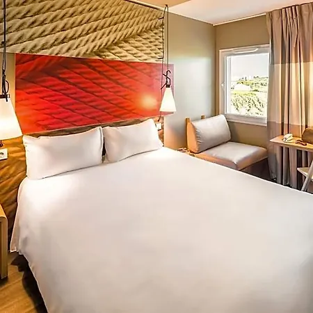 Ibis Algarve 호텔