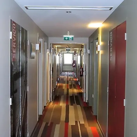 Ibis Algarve 2*
