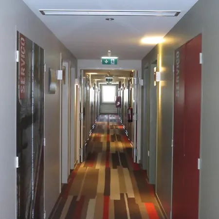法鲁阿尔加维宜必思酒店 酒店