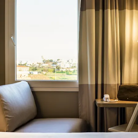 Ibis Algarve Otel 2*