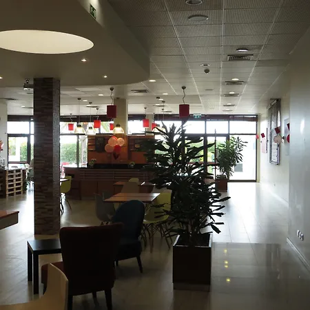 Otel Ibis Algarve 2*