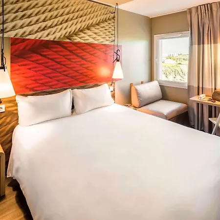 Ibis Algarve Otel 2*