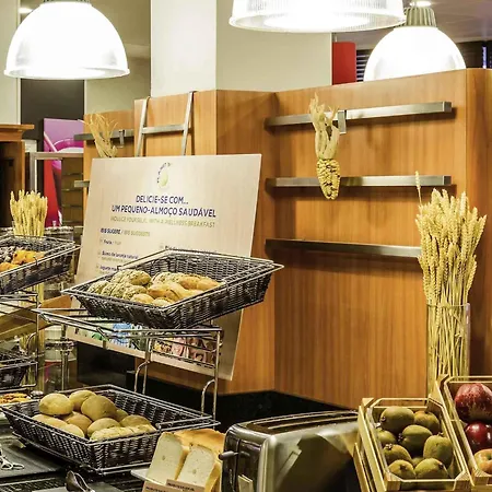 法鲁阿尔加维宜必思酒店 酒店